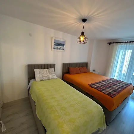 Modernized Family In Beach Site شقة
